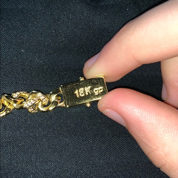 Gold Gods Chain - Picture 3 of 3